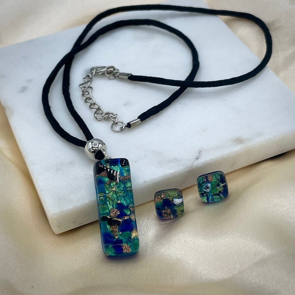 Italian Murano Glass set Necklace and Stud Earrings in Sterling Silver